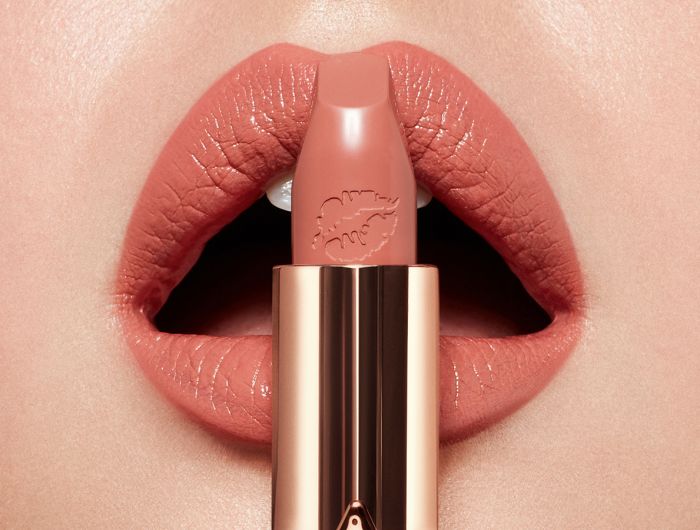 How Do You Get Glossy and Lively Lips?
